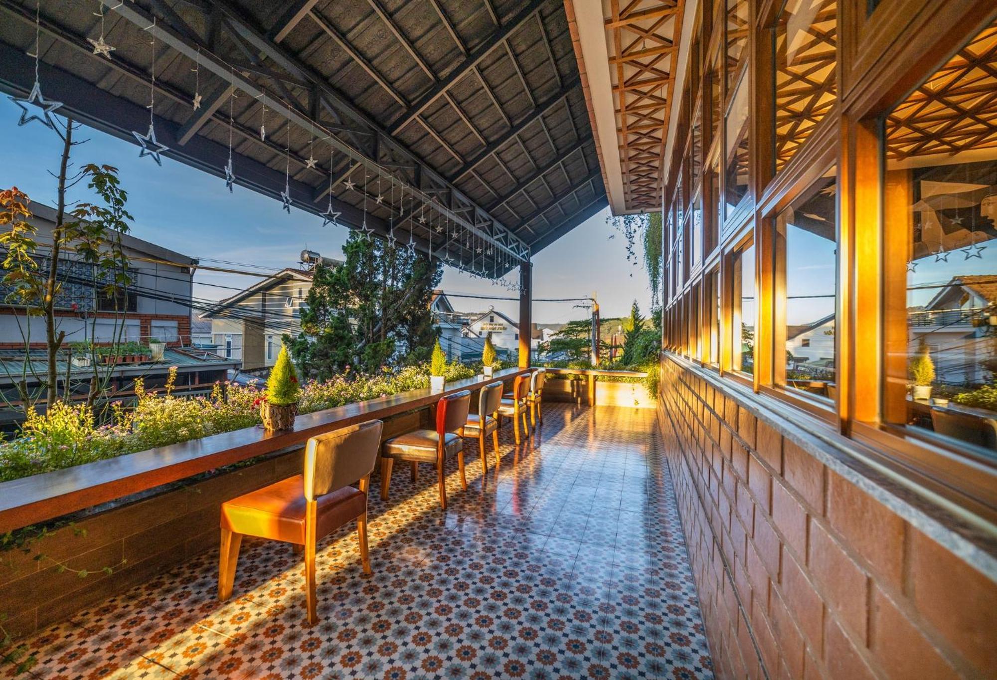Brick House Dalat Hotel Buitenkant foto