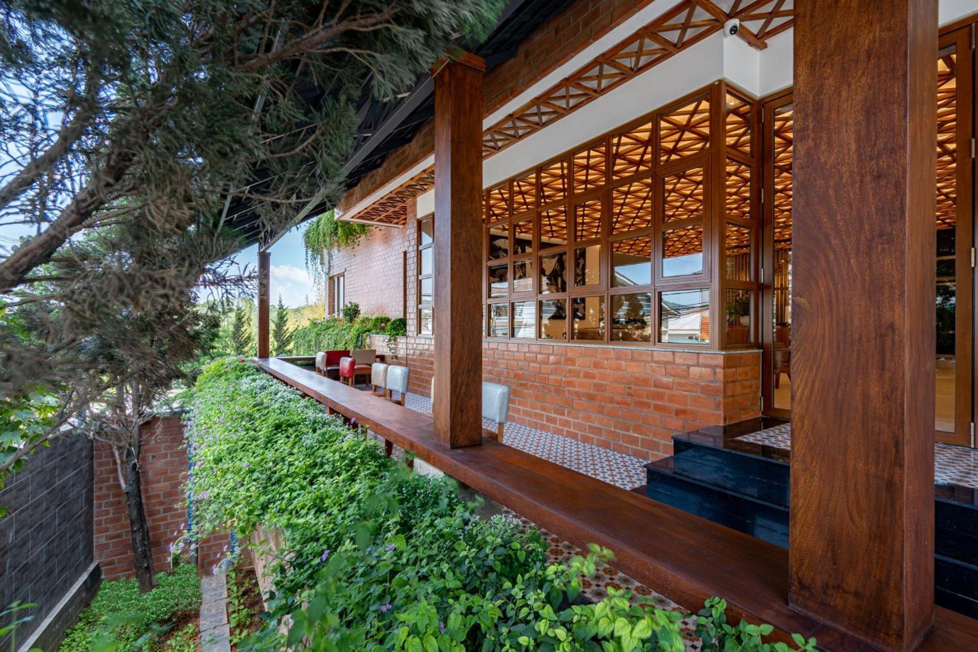 Brick House Dalat Hotel Buitenkant foto